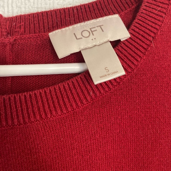 ❤️Cute Red LOFT Sweater❤️ - Picture 5 of 6